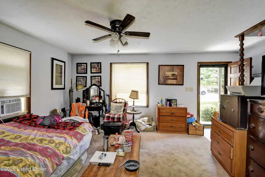 1209 Bates Ave, Louisville, KY 40219 - #3