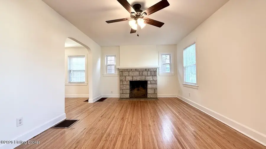 2428 Bradley Ave, Louisville, KY 40217 - #3