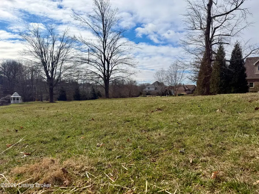 9807 Southern Breeze Ln, Louisville, KY 40299 - #2