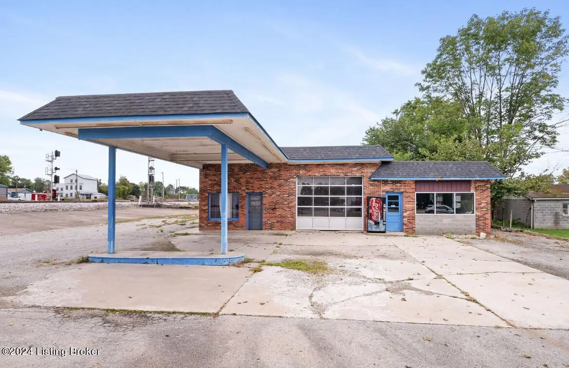 331 Main St, Lebanon Junction, KY 40150 - #1