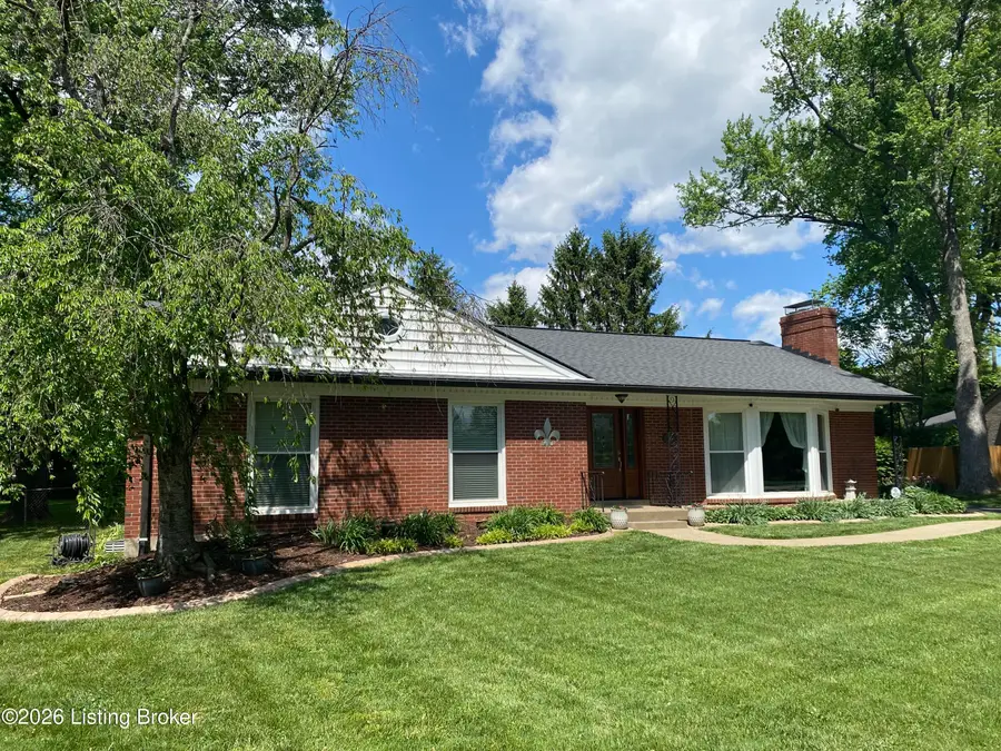 736 Wicklow Rd, Louisville, KY 40207 - #3