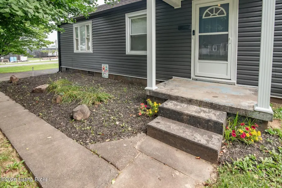 830 Bartley Ave, Bardstown, KY 40004 - #3