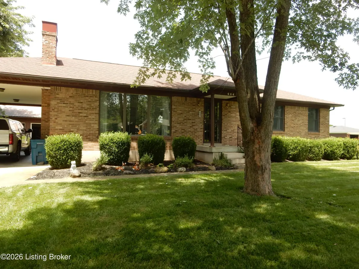 444 Cedar Grove Rd, Shepherdsville, KY 40165 - #1