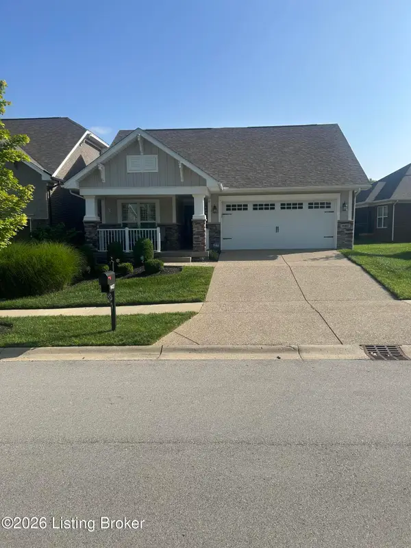 14407 Signature Point Dr, Louisville, KY 40299