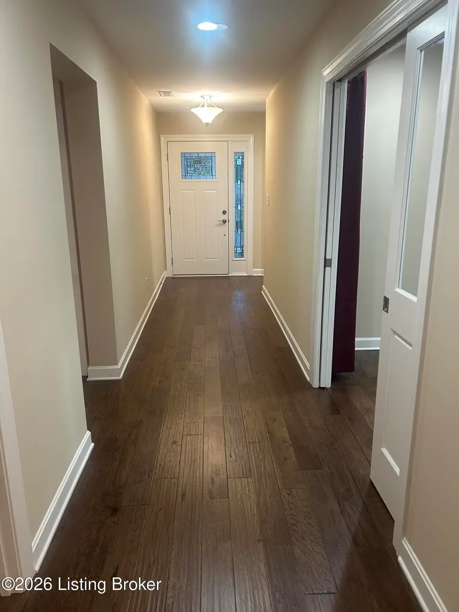 14407 Signature Point Dr, Louisville, KY 40299 - #2