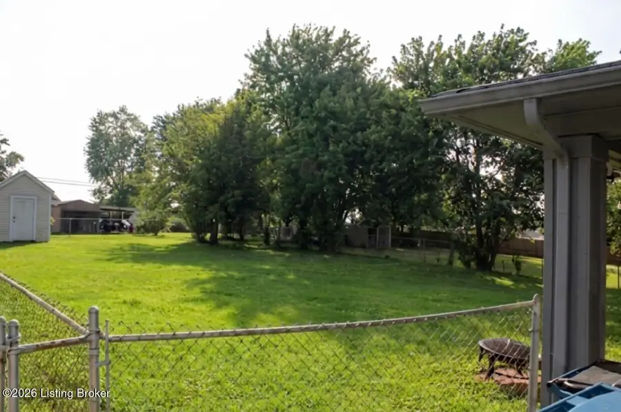 209 Riverview Ln, Shepherdsville, KY 40165 - #3