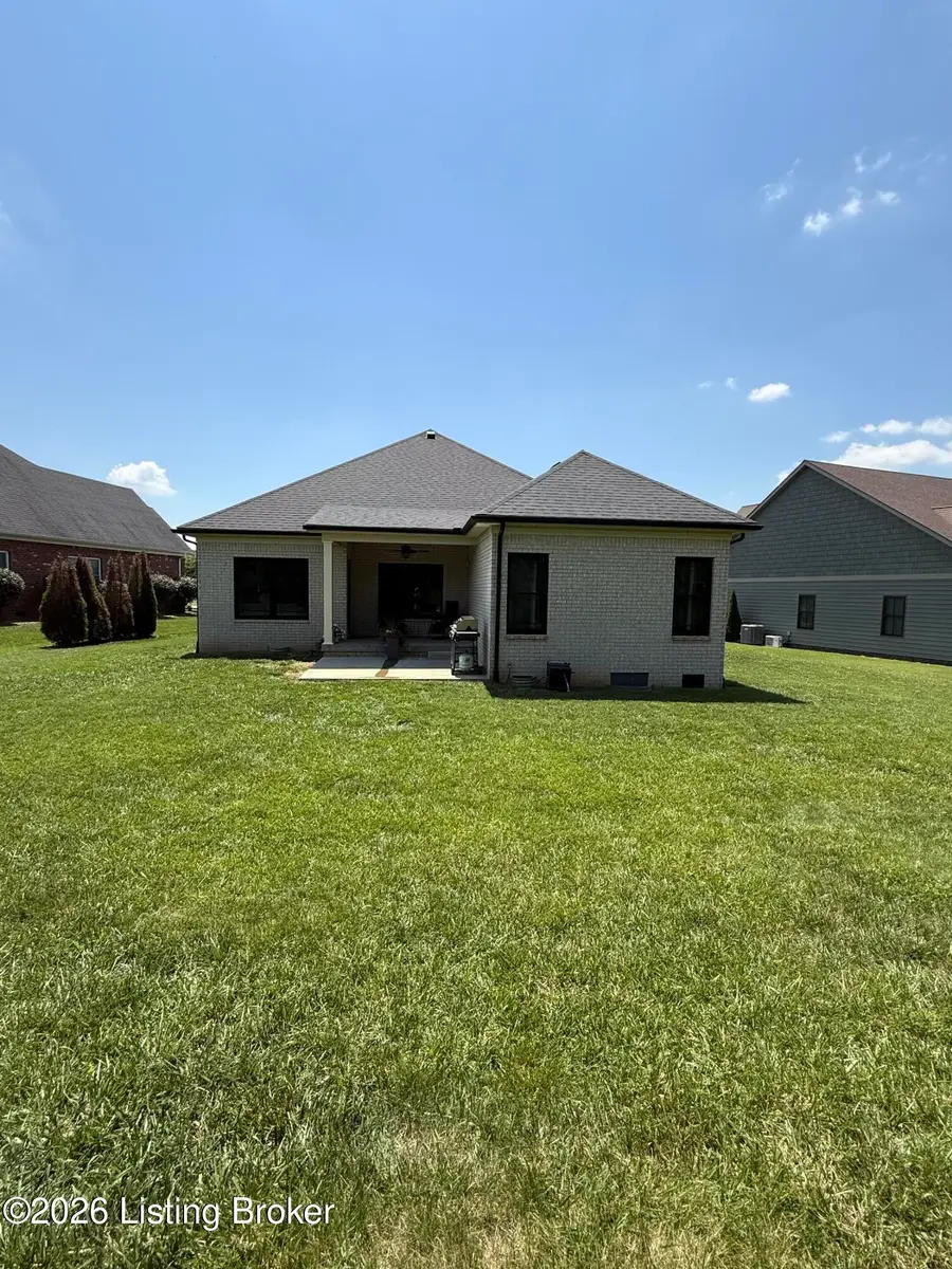 151 Remington Dr, Bardstown, KY 40004 - #2