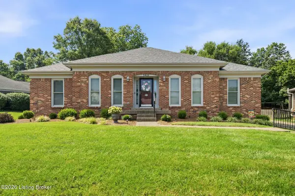 3425 Westwood Farms Dr, Louisville, KY 40220