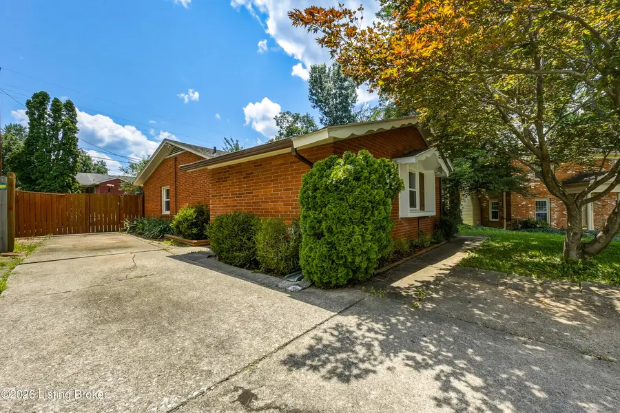 2830 Rockhaven Ave, Louisville, KY 40220 - #2