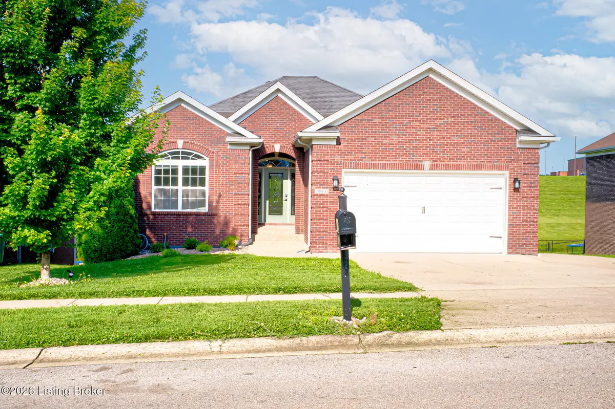 203 Deep Creek Dr, Shepherdsville, KY 40165 - #1