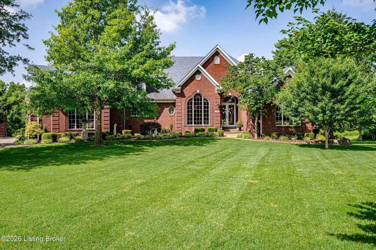 389 Cedar Place Dr, Shepherdsville, KY 40165 - #1