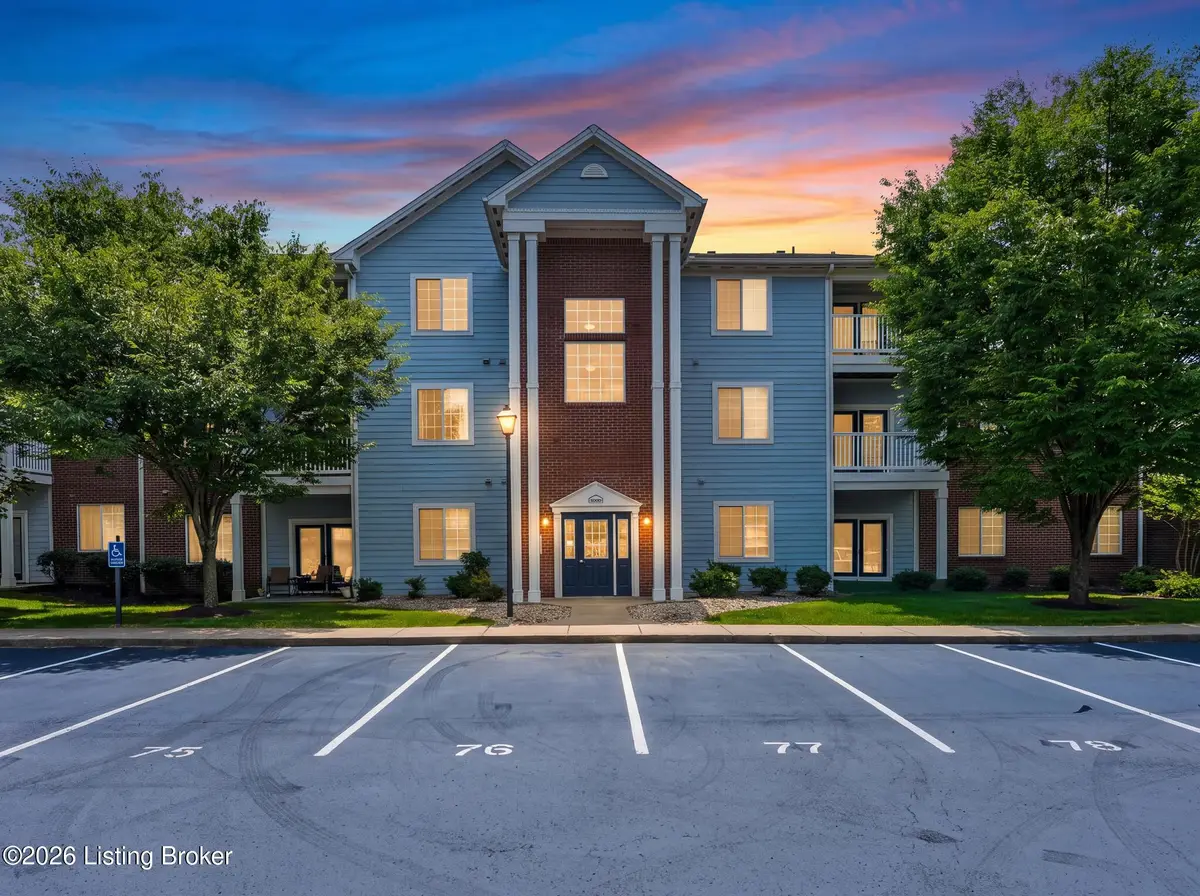 2600 Aristocrat Pl #302, Louisville, KY 40299 - #1
