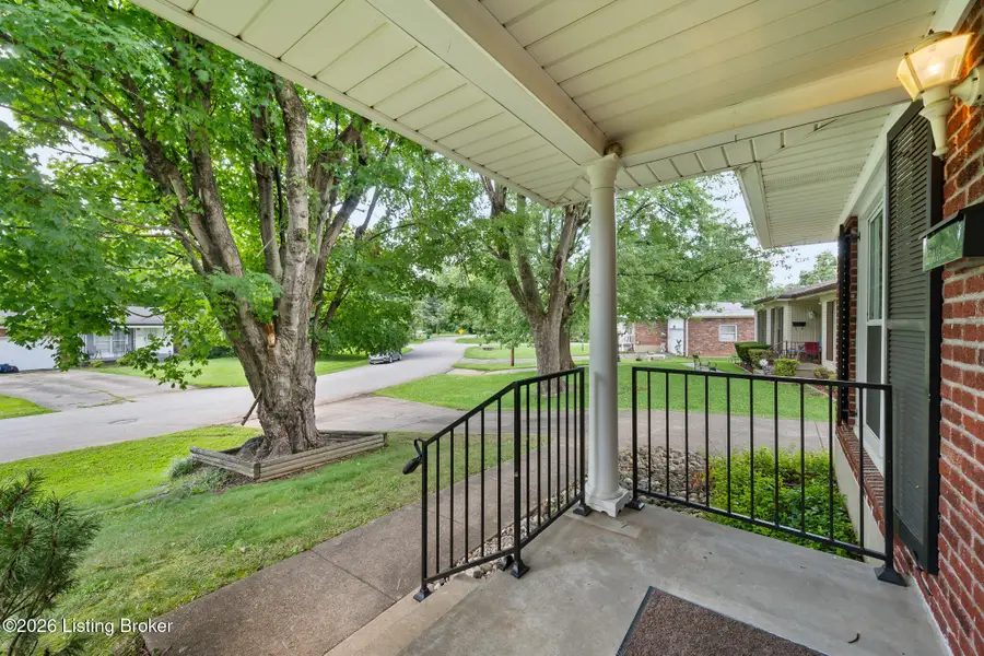 4207 Final Dr, Louisville, KY 40219 - #3