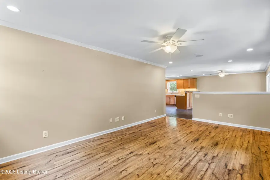 513 Bloomfield Rd, Bardstown, KY 40004 - #2