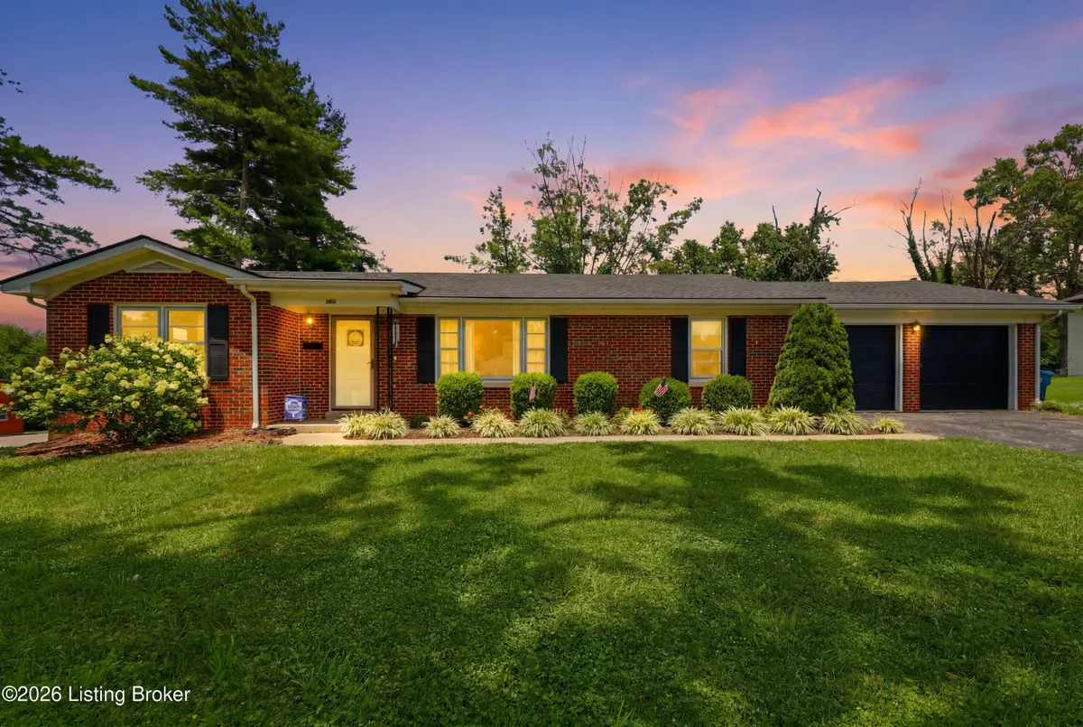 220 Forrest Dr, Lawrenceburg, KY 40342 - #1