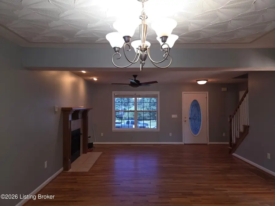 2517 Kensington Way, Elizabethtown, KY 42701 - #3
