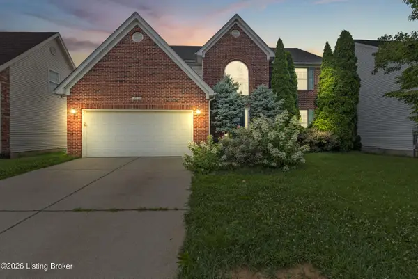 10123 Spring Gate Dr, Louisville, KY 40241