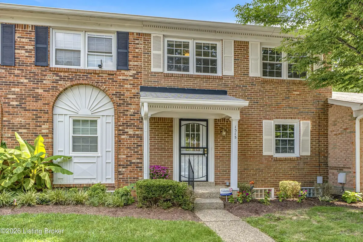 1313 Lancaster Pl, Louisville, KY 40222 - #1