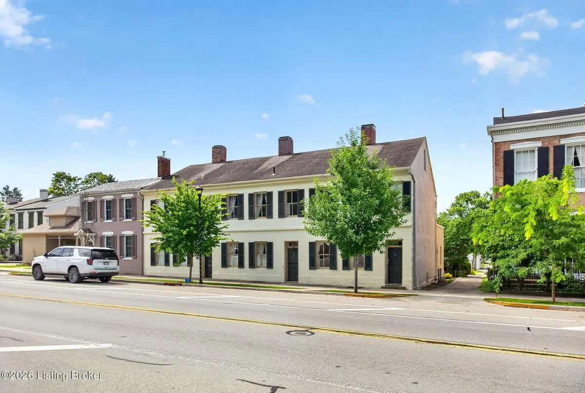 712 E Main St, Madison, IN 47250 - #1