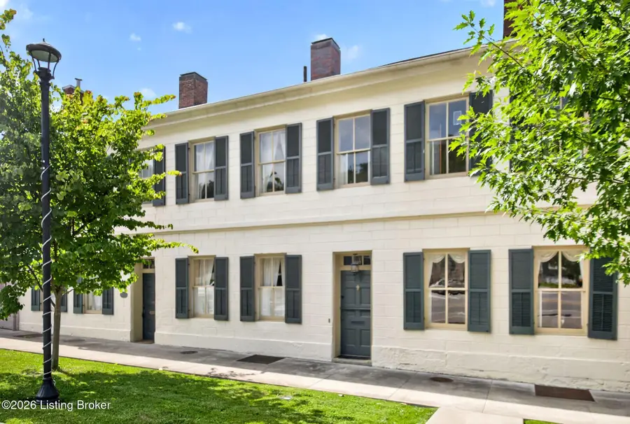712 E Main St, Madison, IN 47250 - #2