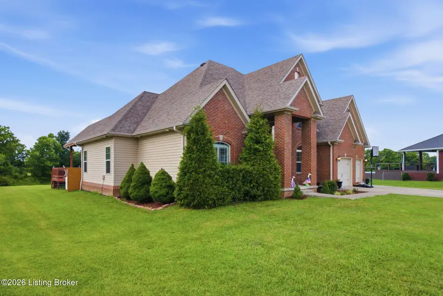 1065 Running Brook Dr, Lawrenceburg, KY 40342 - #3