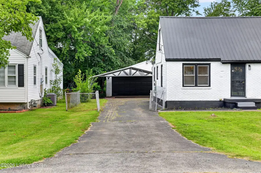 4868 Brenda Dr, Louisville, KY 40219 - #2