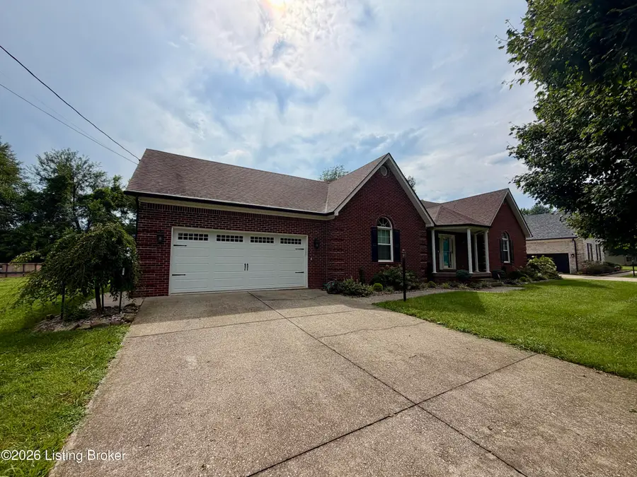 2025 Shannon Dr, Bardstown, KY 40004 - #2