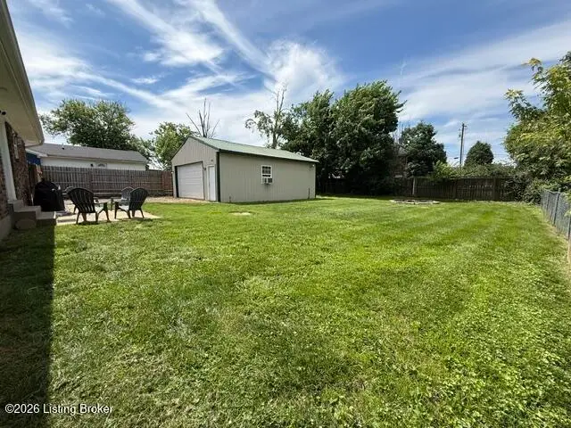 157 Winchester Dr, Mount Washington, KY 40047 - #3