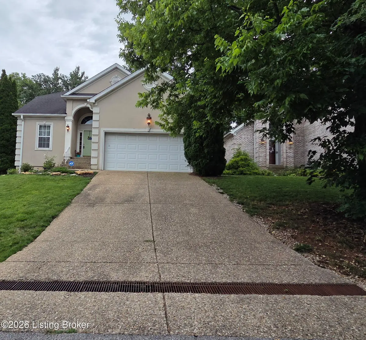 8408 Biggin Hill Ln, Louisville, KY 40220 - #1