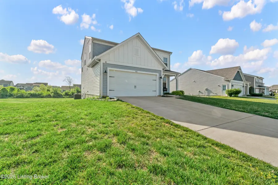 468 Birchwood Dr, Shepherdsville, KY 40165 - #2