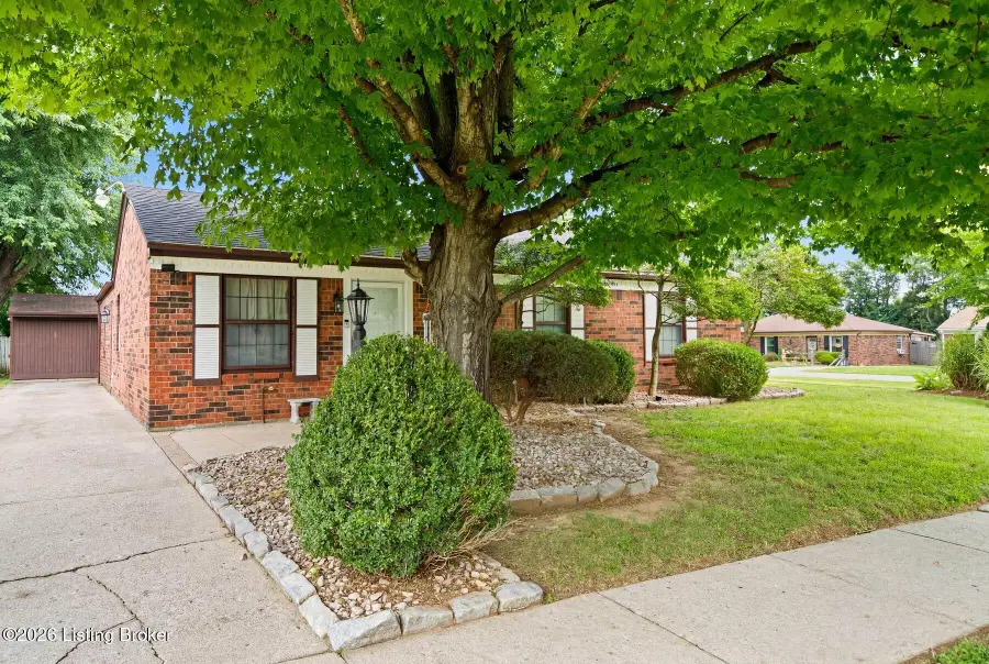 6017 Crossbeak Ct, Louisville, KY 40229 - #3