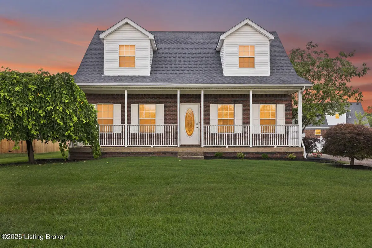 160 Cottonwood Dr, Shepherdsville, KY 40165 - #1