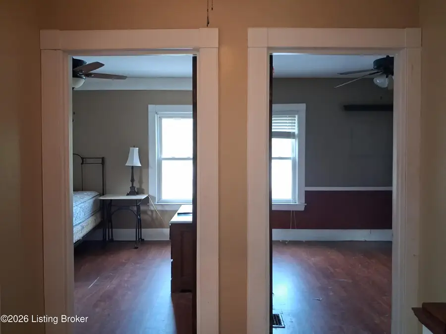 4511 Southcrest Dr, Louisville, KY 40215 - #2