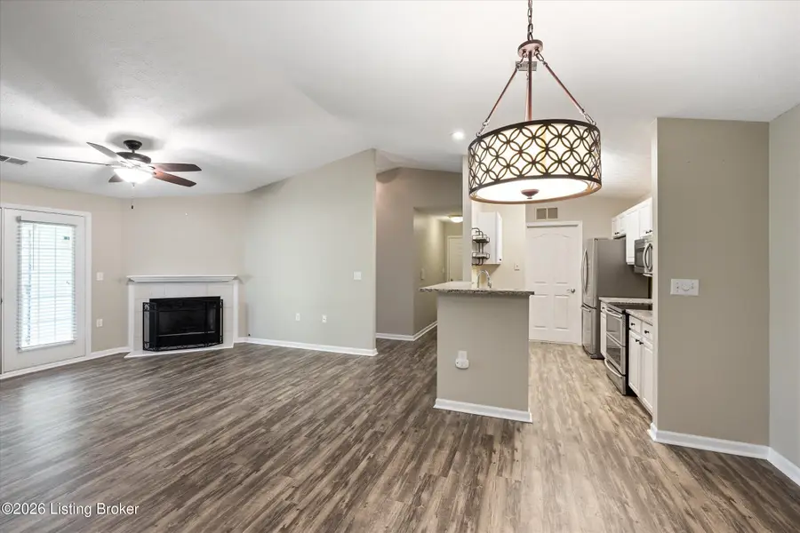 1209 Taxus Top Ln #202, Louisville, KY 40243 - #3