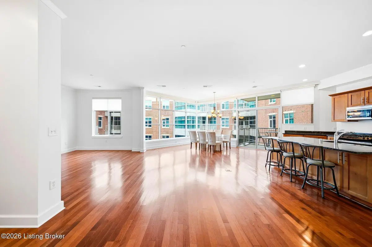 324 E Main St #405, Louisville, KY 40202 - #1