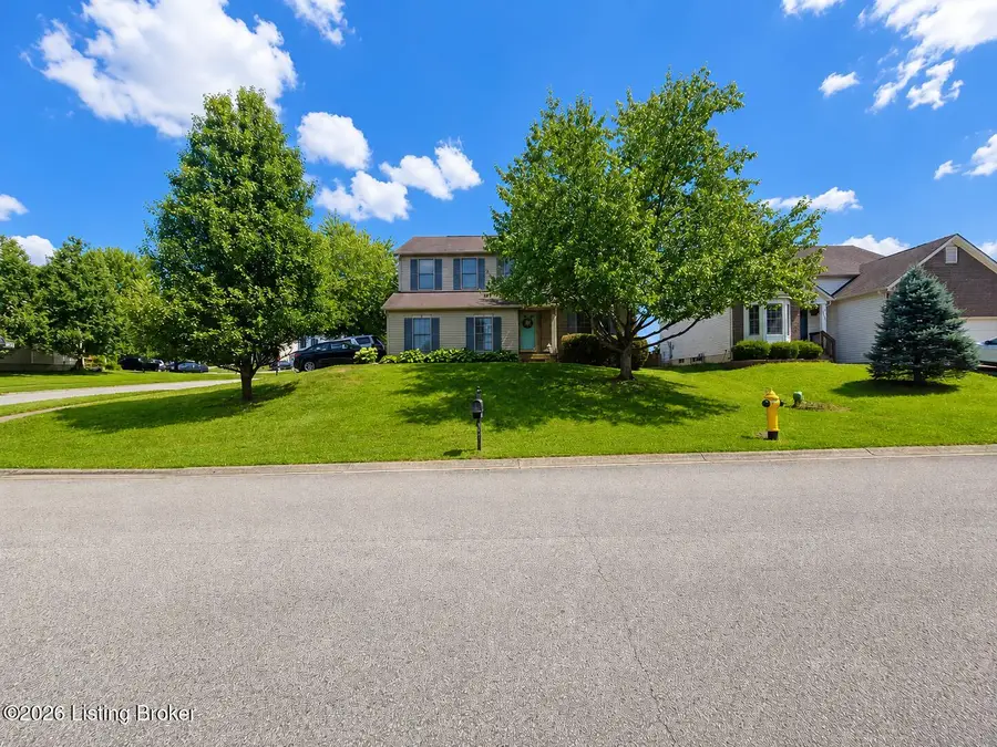 5213 Rainmaker Ct, Louisville, KY 40229 - #2