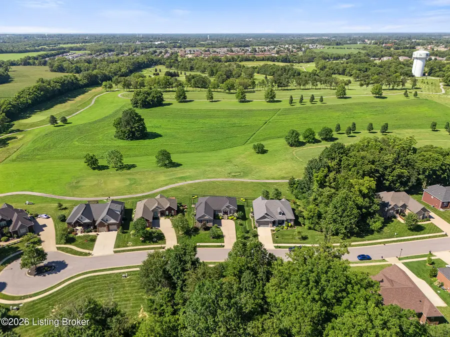 912 Abingdon Ln, Shelbyville, KY 40065 - #3