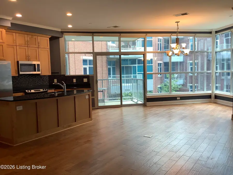 324 E Main St #327, Louisville, KY 40202 - #3