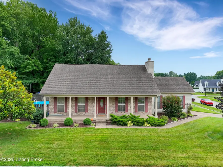 5514 Woodcross Pl, Louisville, KY 40229 - #2
