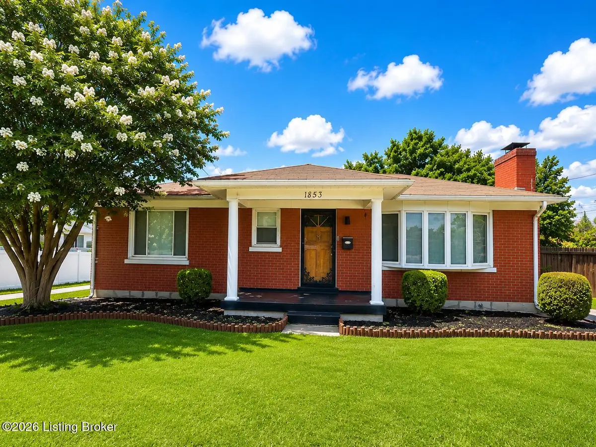 1853 Mary Catherine Dr, Louisville, KY 40216 - #1