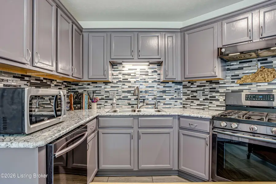11623 Walnut View Way, Louisville, KY 40299 - #3