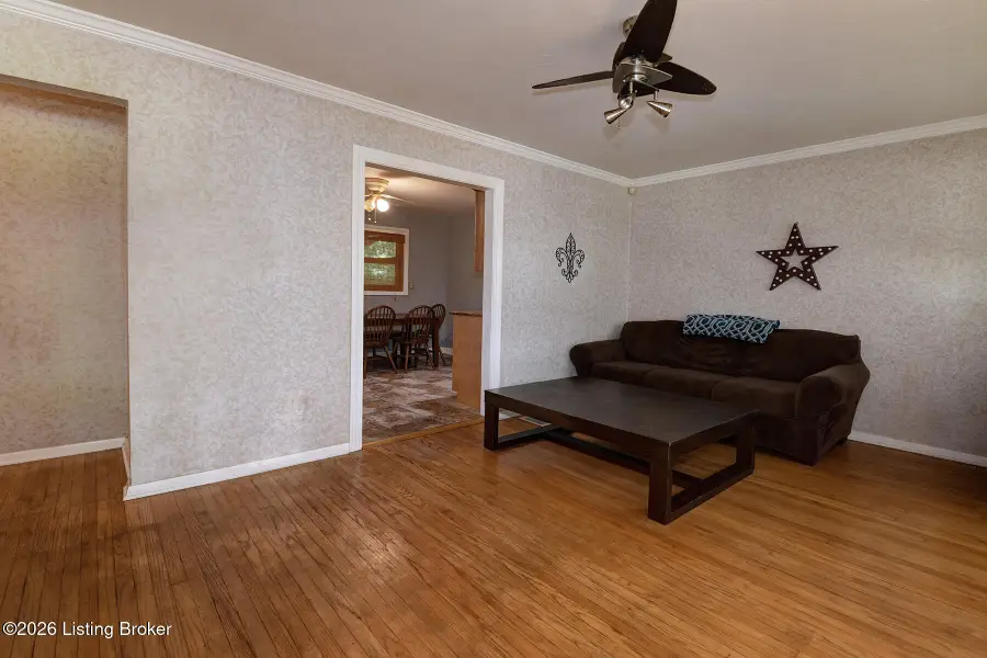 3604 Marlin Dr, Louisville, KY 40299 - #2