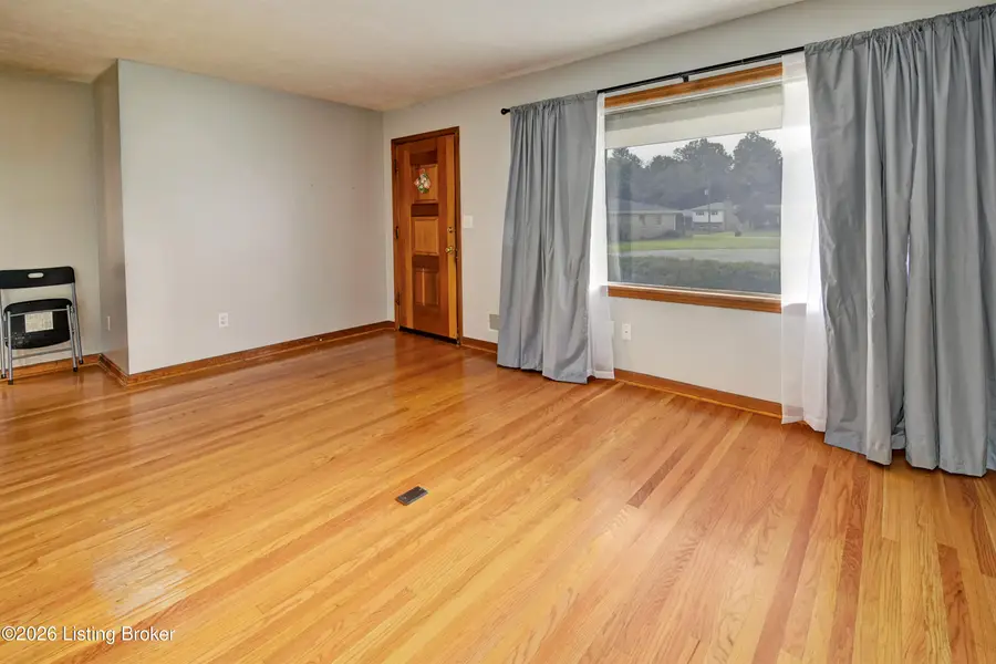 7200 Kane Ct, Louisville, KY 40214 - #3