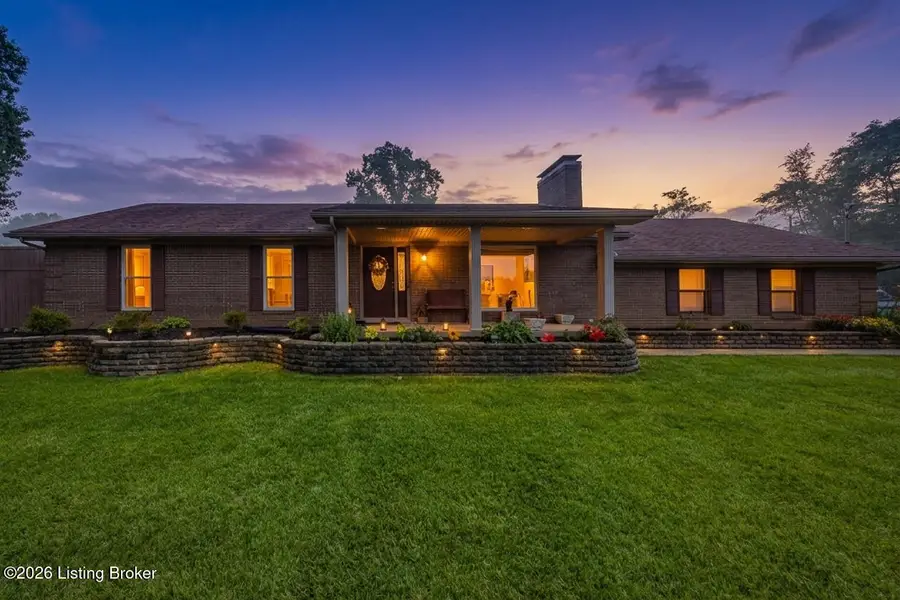 128 Erikas Ct, Shepherdsville, KY 40165 - #2