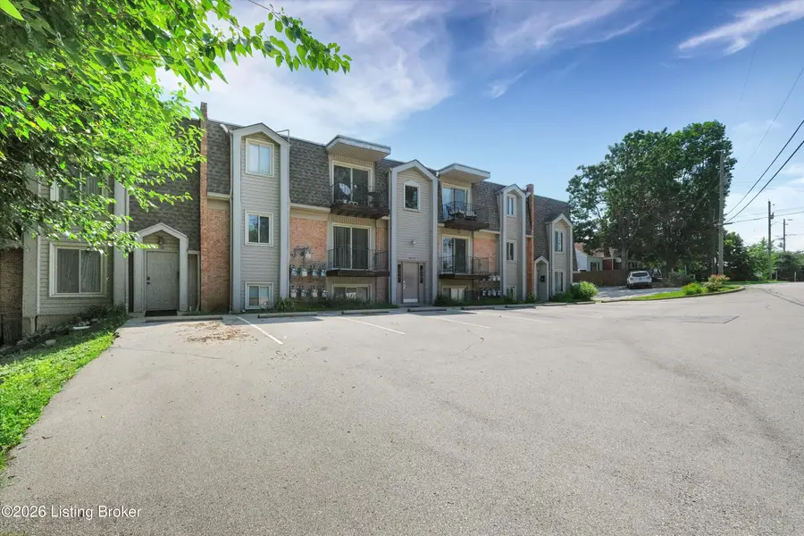 4028 Poplar Level Rd #APT 7, Louisville, KY 40213 - #2