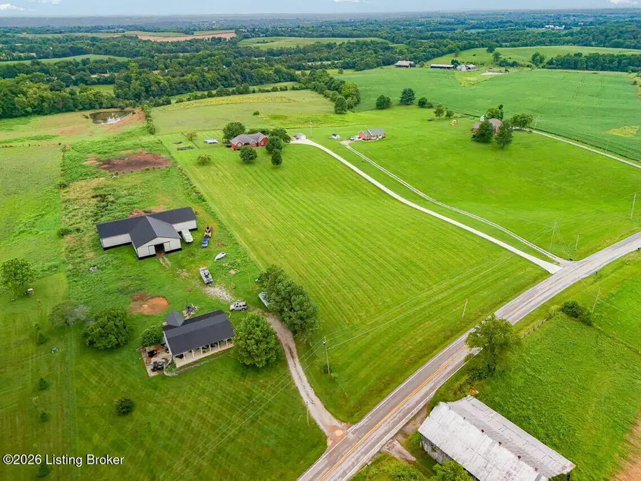 9671 Bloomfield Rd, Bloomfield, KY 40008 - #2