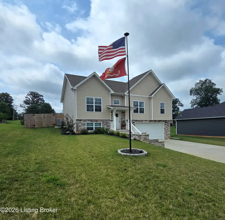 110 Brookhaven Dr, Vine Grove, KY 40175 - #3