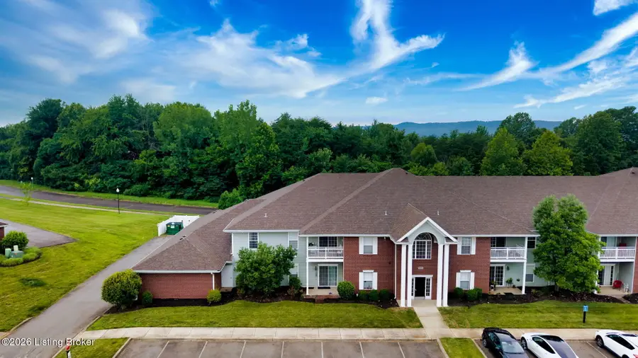 9606 Preston Spring Dr #104, Louisville, KY 40229 - #2