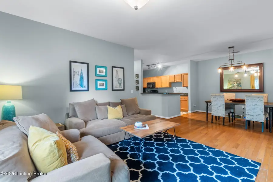 9606 Preston Spring Dr #104, Louisville, KY 40229 - #3