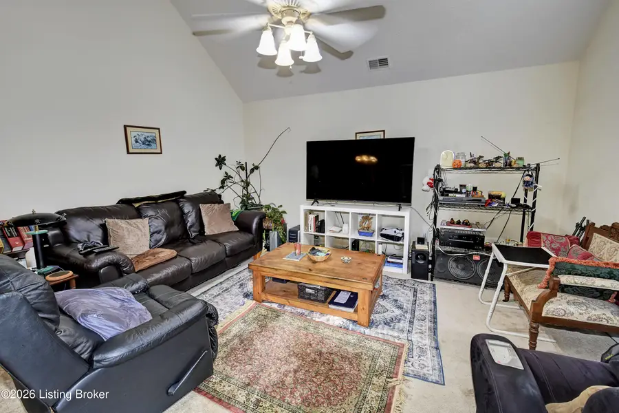 4803 Edge Valley Ln, Louisville, KY 40258 - #3